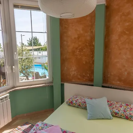 Melanie Apartament *