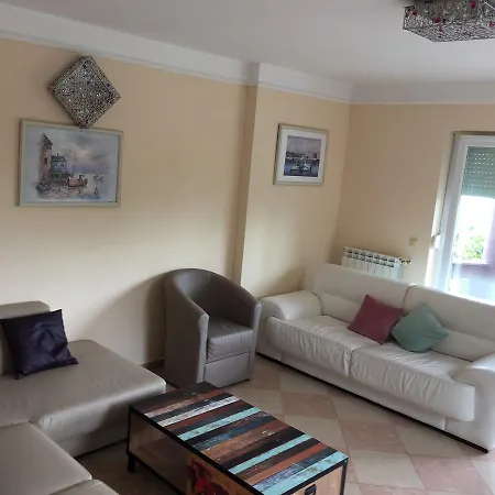 Melanie Apartament *