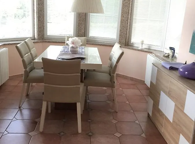 Melanie * Опатия